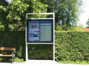 LCD Anzeigen von Visio-Tronic an Bushaltestellen 